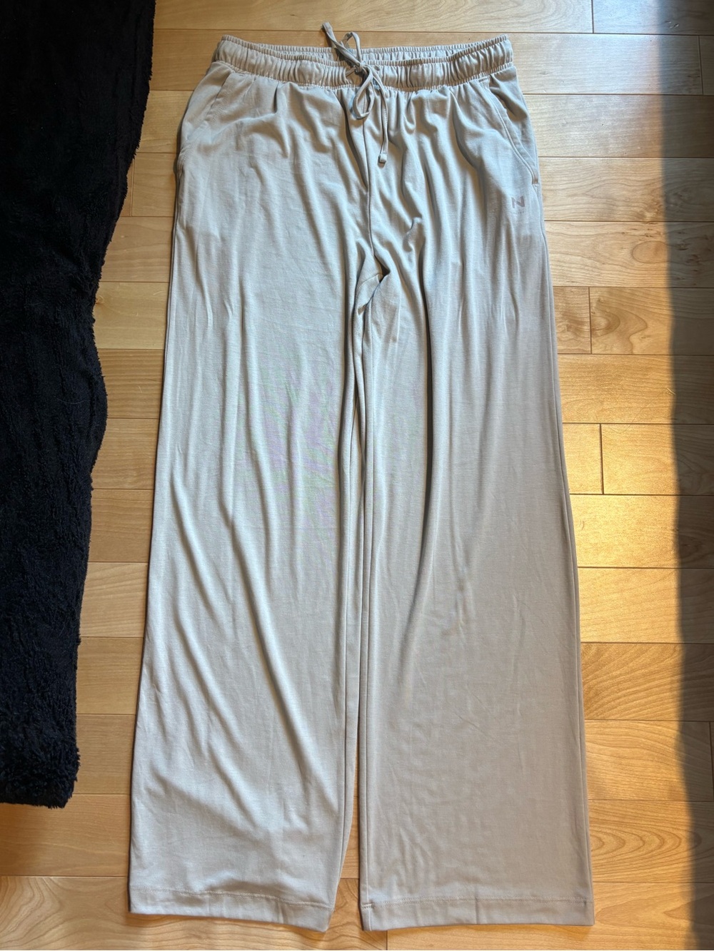 Women’s Relaxed Drawstring Lounge Pants - Beige